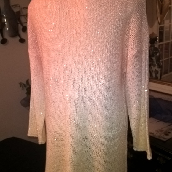 Sweater - Picture 5 of 5